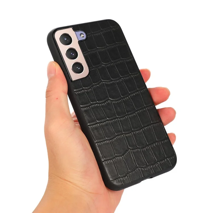 Crocodile Texture Genuine Leather Coating Phone Case PC + TPU Protective Cover for Samsung Galaxy S22 5G - Black