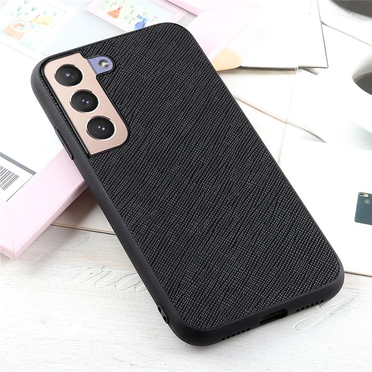 Cross Texture Genuine Leather Coated TPU + PC Hybrid Case Phone Protective Cover für Samsung Galaxy S22 5G - Schwarz