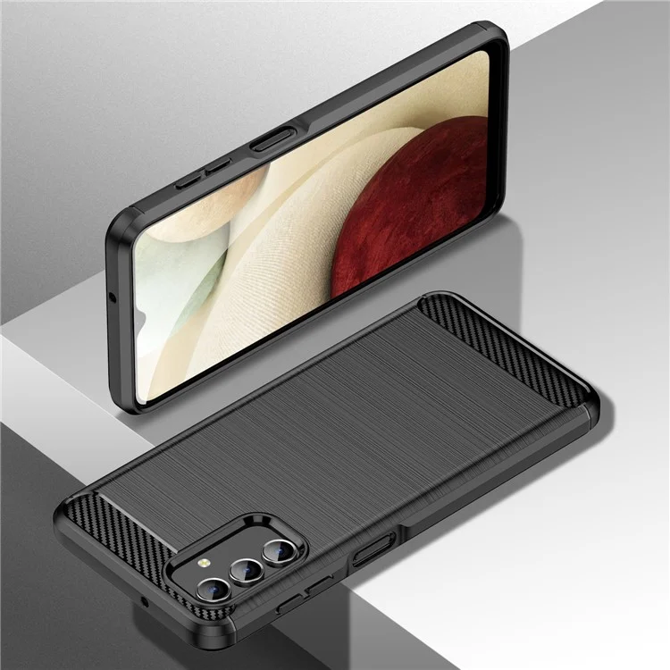 Pour Samsung Galaxy A13 4G / 5G / A04s 1,8 mm Texture Fibre de Carbone Étui TPU Résistant aux Empreintes Digitales Résistant aux Rayures Surface Brossée Housse Protectrice de Téléphone - Noir