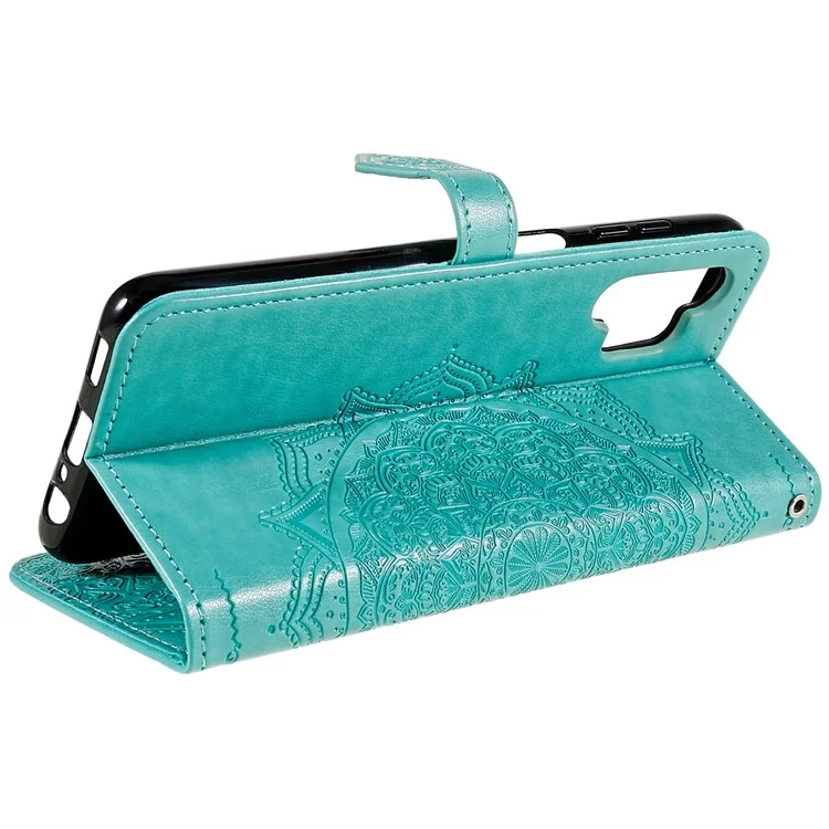 Mandala Embossed Phone Case for Samsung Galaxy A13 4G Anti-fall Stand Function Phone Cover Shell Wallet - Green