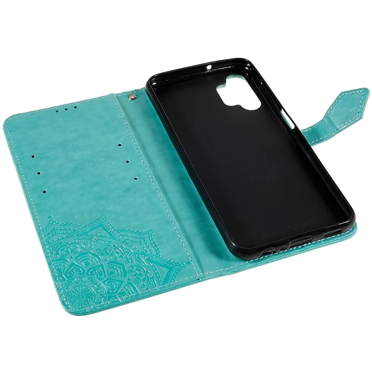 Mandala Embossed Phone Case for Samsung Galaxy A13 4G Anti-fall Stand Function Phone Cover Shell Wallet - Green