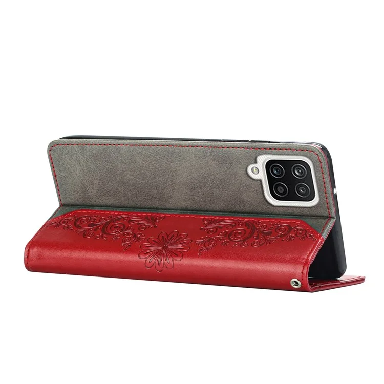 Für Samsung Galaxy A22 4G (EU -version) Brieftaschenstillhülle Kratzerfantes Folio Flip Cover Telefonschutz Mit Schmetterlingsblume Eingeprägt - Rot