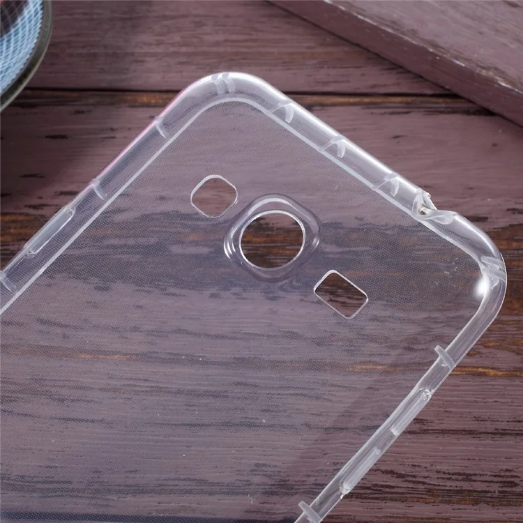 Drop-resistant Clear TPU Case Mobile Casing for Samsung Galaxy J3 (2016) / J3
