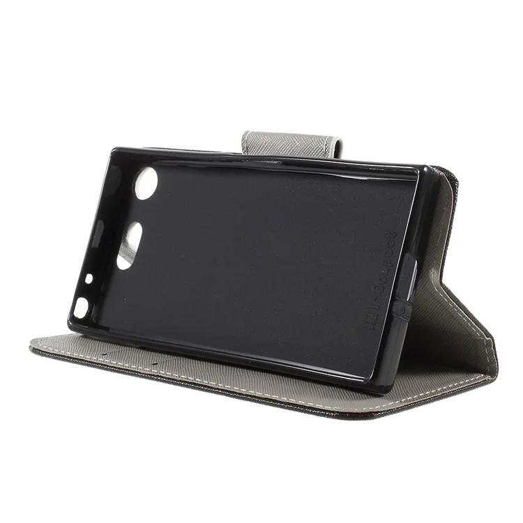 Pattern Printing Cross Texture Stand Wallet Leather Cover for Sony Xperia XZ1 Compact - Bear with Saw