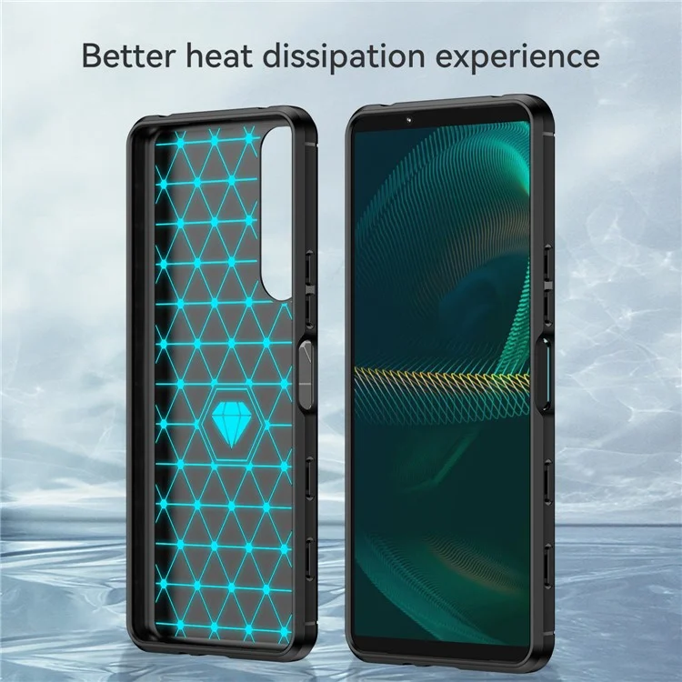 Custodia rigida in TPU con superficie spazzolata da 1,8 mm, texture in fibra di carbonio, protezione per il retro del telefono per Sony Xperia 5 III 5G - Nero 
