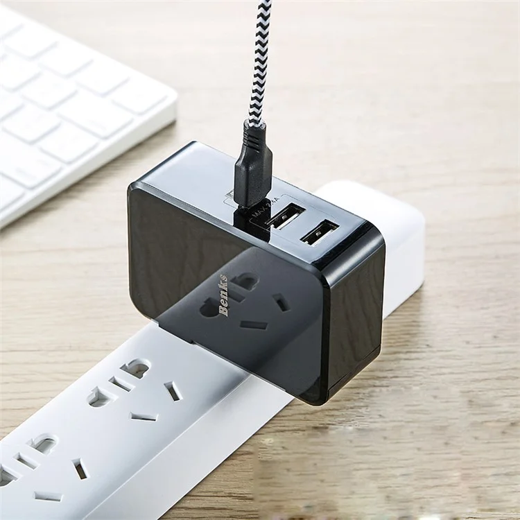 BENKS TC-063 5V/2.4A Dual USB + Type-C PD Quick Charge Power Charger for MacBook Pro etc. - Black / US Plug