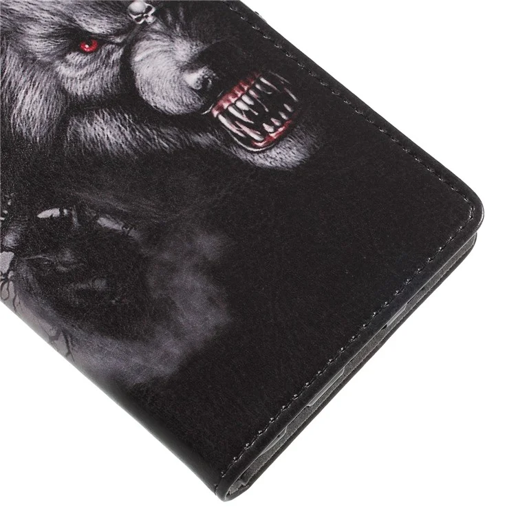 Patterned PU Leather Wallet Stand Protective Cell Phone Cover for Huawei Honor V10 / View 10 - Grey Wolf