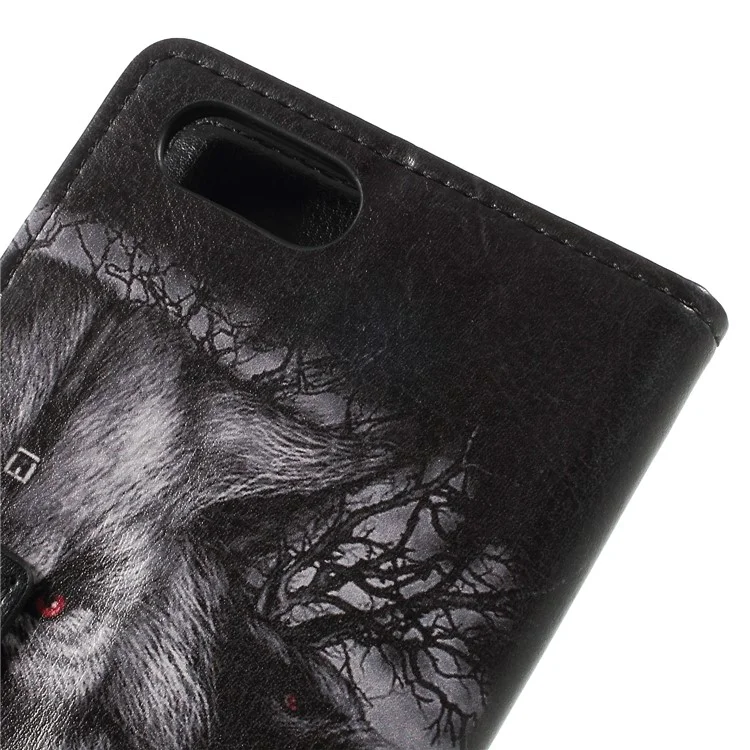 Patterned PU Leather Wallet Stand Protective Cell Phone Cover for Huawei Honor V10 / View 10 - Grey Wolf