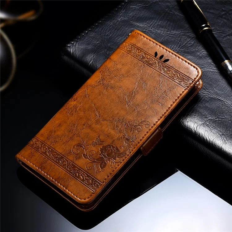 Imprinted Flower Oil Wax Stand Leather Magnetic Wallet Phone Casing for Huawei Honor Play - Brown