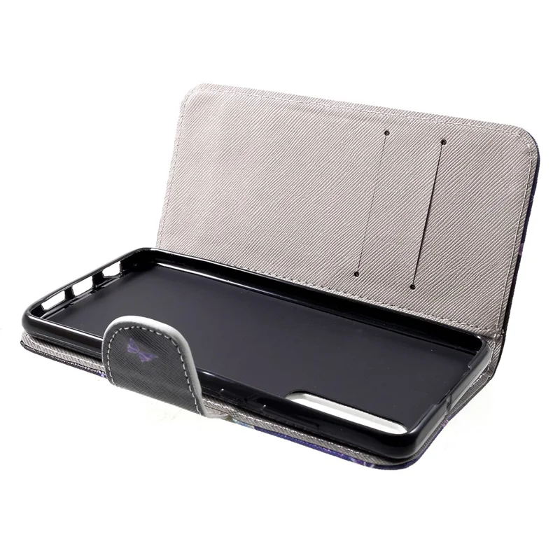 Cross Texture Pattern Printing Leather Wallet Shell for Huawei P30 - Pretty Butterflies