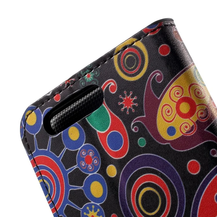 Patterned Leather Wallet Stand Case for Huawei P10 - Paisley Pattern