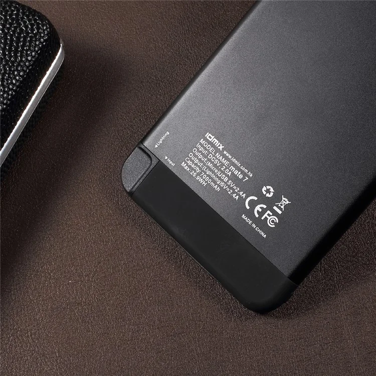 IDMIX Mate 7 MFI Certified Power Bank 7000mAh with Lightning & Micro USB Cables - Black