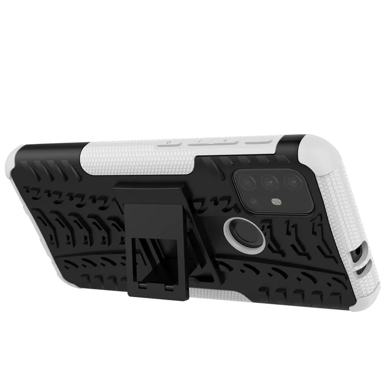 Conception de Surface de Pneu Cool PC + TPU Hybrid Phone Couvre Avec Kickstand Pour Motorola Moto G30 - Blanche