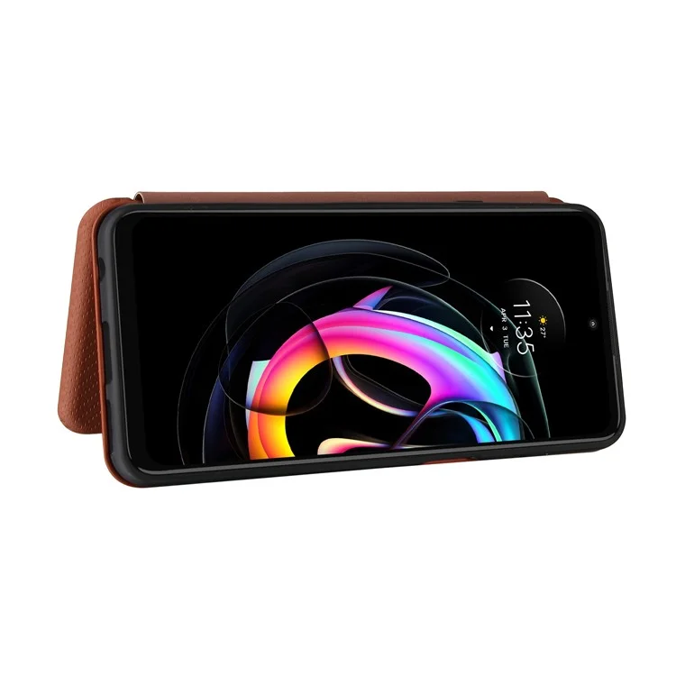 Custodia per telefono con supporto in pelle texture fibra di carbonio assorbita automaticamente per Motorola Edge 20 Lite - Arancione