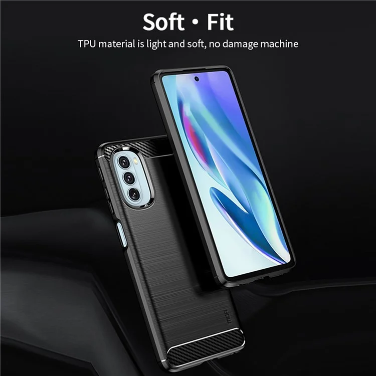 MOFI Texture de Fibre de Carbone MOFI Anti-fingerprint Bracked TPU Téléphone Couverture de Protection Pour Motorola Moto G51 5G - le Noir