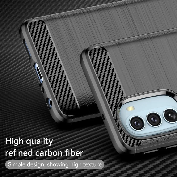 1,8-mm-Kohlefaser-Bürstendesign, weiches TPU, stoßfester Telefonschutzkoffer für Motorola Moto G51 5G - Schwarz