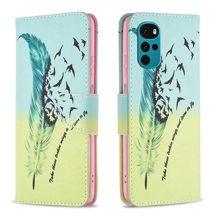 For Motorola Moto G22 Phone Case Pattern Printing PU Leather Wallet Stand Cover - Feather and Birds