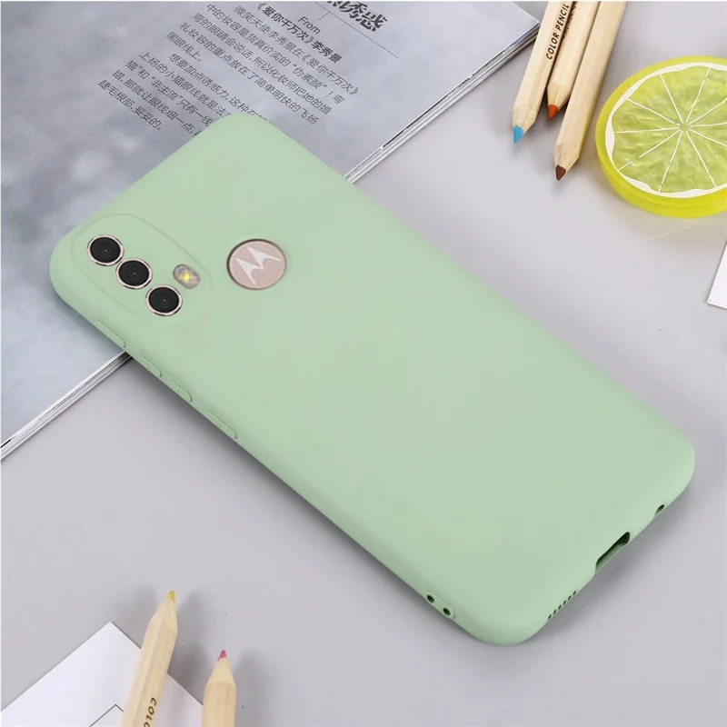 For Motorola Moto E20/E30/E40 Liquid Silicone Protective Cover Anti-scratch Slim Phone Case with Strap - Green