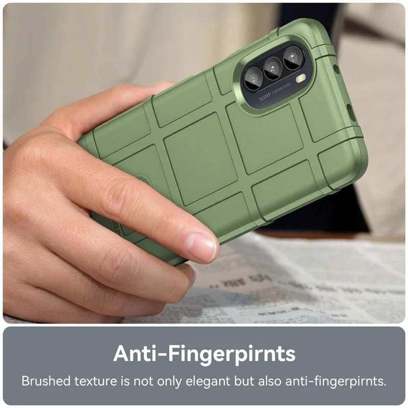 For Motorola Moto G52 4G / G82 5G Anti-scratch Dustproof Phone Case Rugged Square Grid Anti-drop Thickened TPU Protective Cover - Green