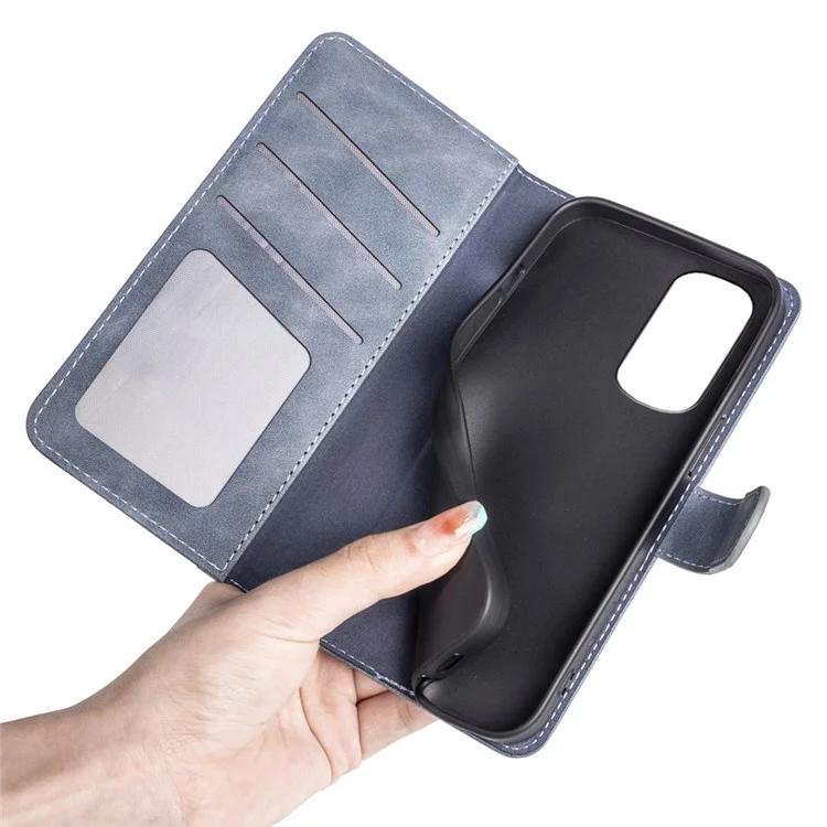 For Motorola Edge 30 5G Splicing Design Phone Cover PU Leather + TPU Full Protection Stand Wallet Case - Blue
