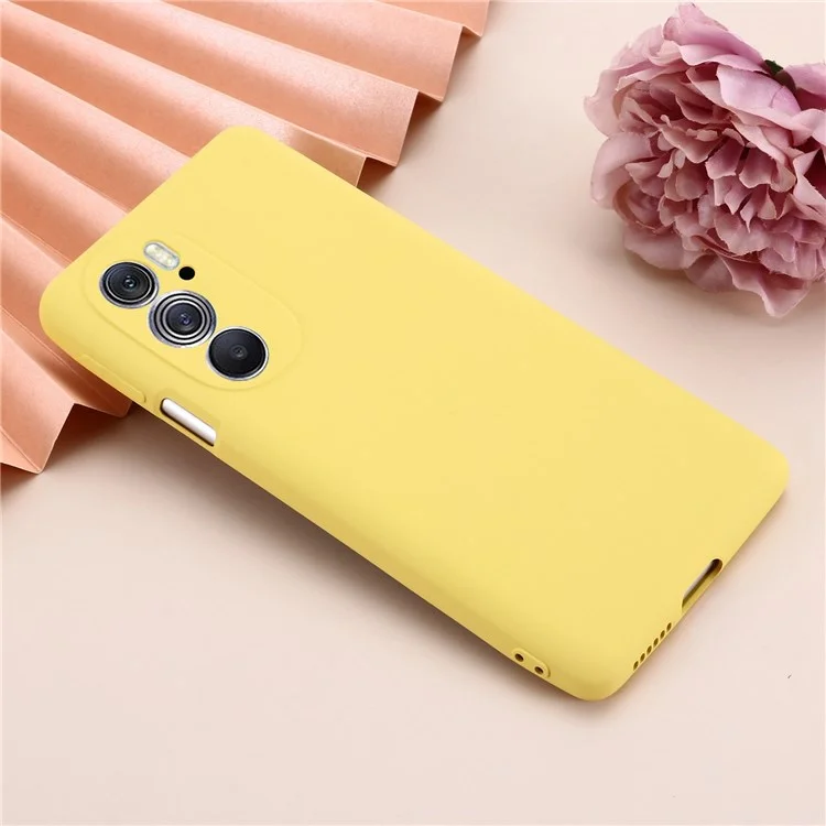 For Motorola Edge X30 Soft Microfiber Lining Drop-proof Phone Protector Liquid Silicone Back Cover - Yellow