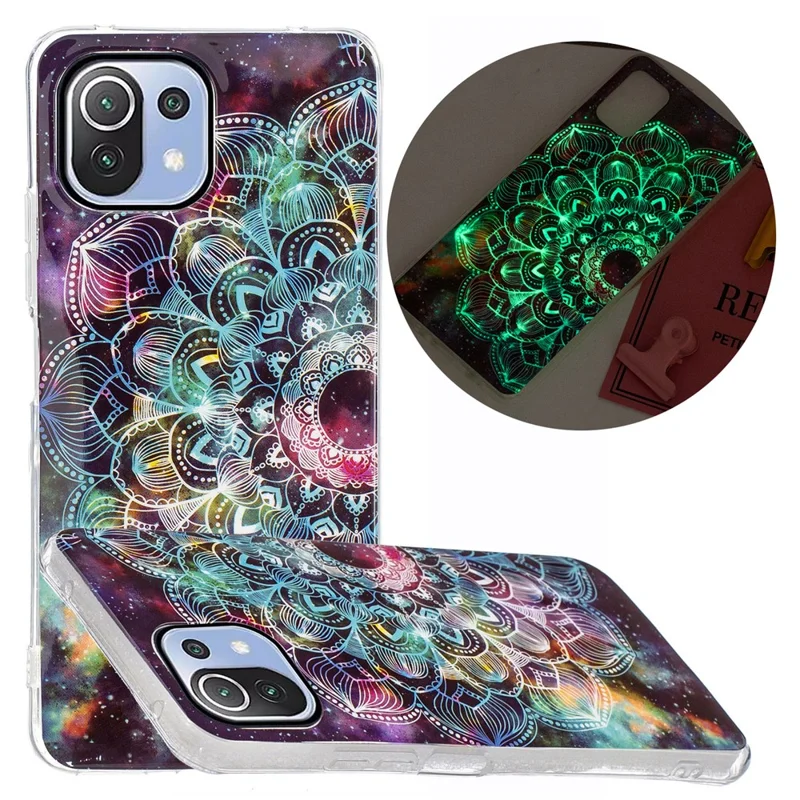 Special Noctilucent IMD Pattern Design TPU Phone Case Protector for Xiaomi Mi 11 Lite 4G / 5G / 11 Lite 5G NE - Half Flower