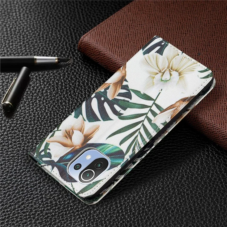 Magnetic Auto-absorbed Pattern Printing PU Leather Stand Walllet Case for Xiaomi Mi 11 Lite 4G / 5G /11 Lite 5G NE - Flower and Leaf