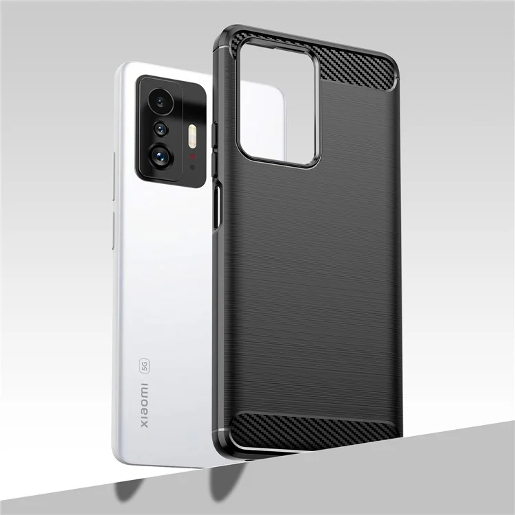 Capa traseira de celular com textura escovada em fibra de carbono de 1,8 mm, antiimpressão digital, flexível TPU para Xiaomi 11T Pro/11T - Preto