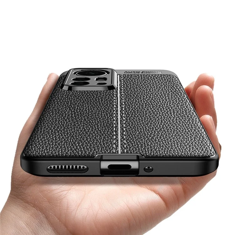 Capa Protetora Flexível TPU Anti-Impressão Digital com Textura de Lichia, Ultra Fina e com Absorção de Choques para Xiaomi 12 Pro 5G / 12S Pro 5G /12 Pro (Dimensity) 5G - Preta