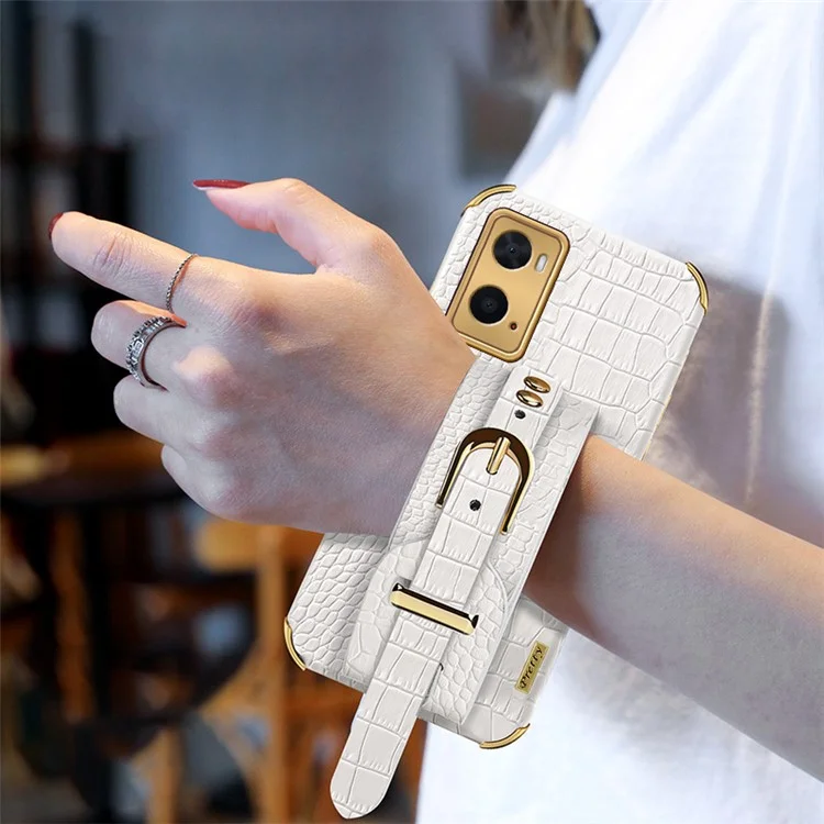Für Oppo A36/A76 PU Lederbeschichtete TPU -hülle Krokodil Textur Handriemen Kickstand Elektroplating Telefonabdeckung - Weiß