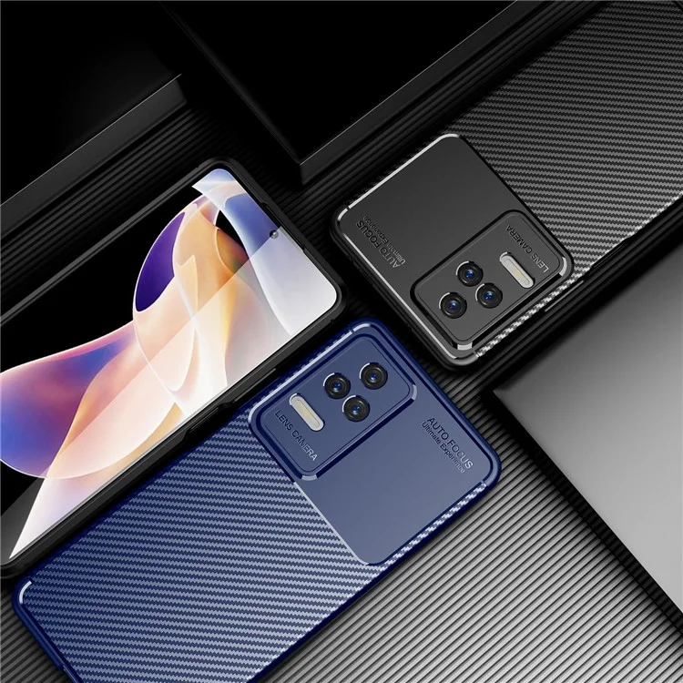 Pour Xiaomi Redmi K50 / Redmi K50 Pro Ultra Mince Case de Protection Texture en Fibre de Carbone TPU Soft TPU Anti-Scratch Couverture Arrière - Bleu
