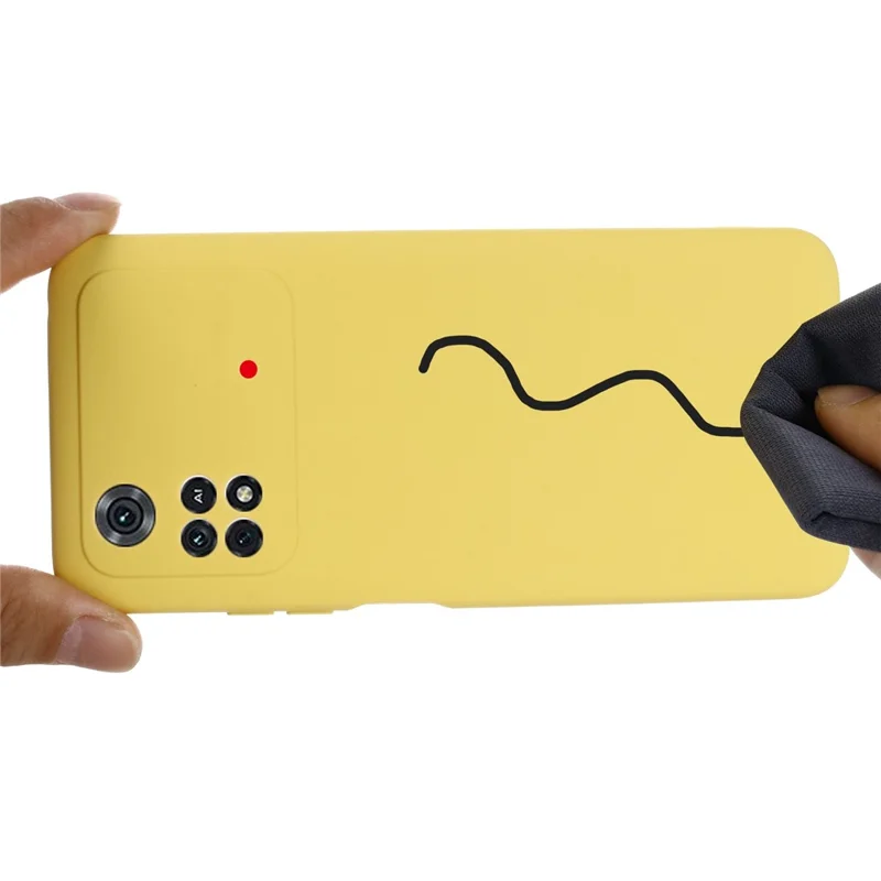 Para Xiaomi Poco M4 Pro 4G Skin Touch Liquid Silicone Case Soft Microfiber Lining Precise Cutouts Camera Protection Shockproof Phone Protector with Strap - Amarelo