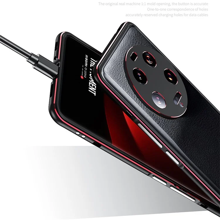 Für Xiaomi 13 Ultra Anti-Kratzer Handyhülle PU-Leder+Metallrahmen Schlanke Schale mit Kameraobjektivabdeckung - Schwarz+Rot