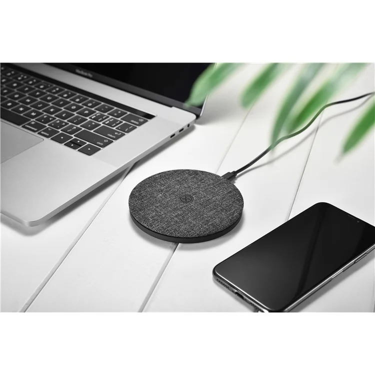 XOOMZ Cloth Texture Portable Fast Charger Wireless Slim Round Shape Charging Pad for iPhone 8/8 Plus Etc. - Black