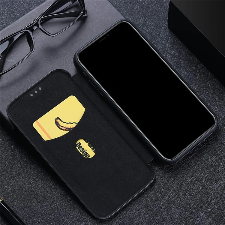 Capa de Couro com Textura de Fibra de Carbono e Suporte de Absorção Automática com Porta-cartões para Alcatel 1S (2021) - Preto
