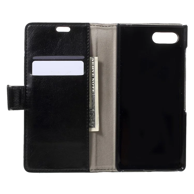 Pattern Printing Stand Leather Wallet Mobile Case for BlackBerry Key2 - Fierce Wolf