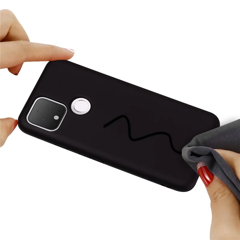 For Google Pixel 4a 5G/Pixel 5XL Shockproof Anti-scratch Anti-dust Liquid Silicone Phone Cover Phone Case - Black