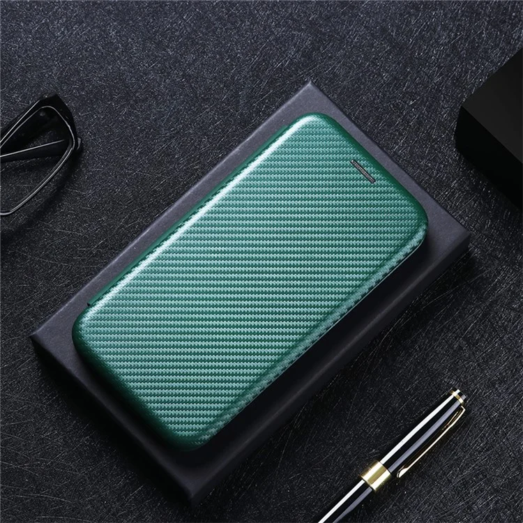 Auto-absorbed Carbon Fiber Leather Card Holder Case for Realme 8 5G/V13 5G/Narzo 30 5G/Q3i 5G/Q3 5G - Green