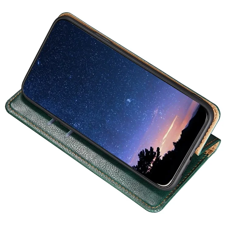 Pour Realme GT2 Pro Étui de téléphone en cuir PU à absorption magnétique Folio Wallet TPU antichoc Flip Cover - Vert
