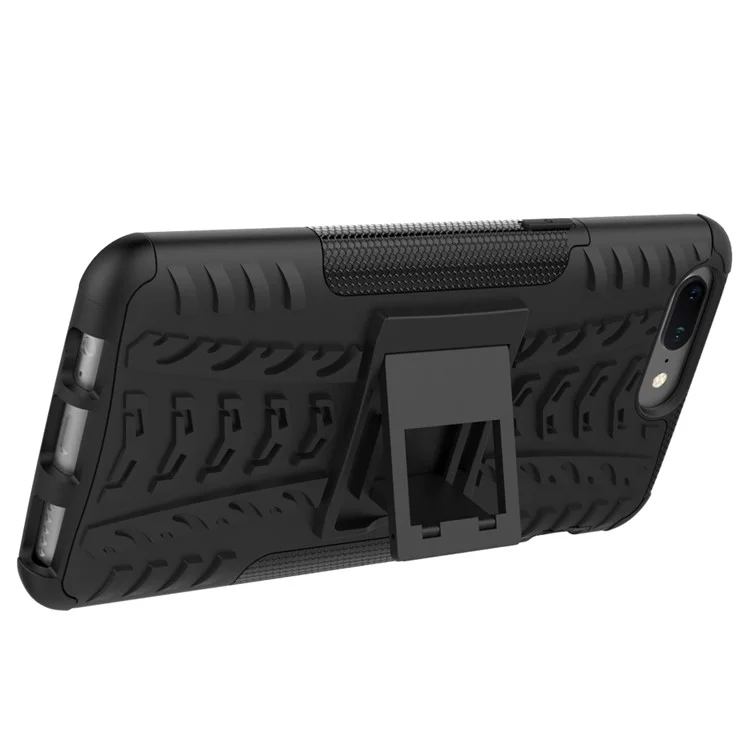 Case de Teléfonos Híbridos de Patrón de Neumáticos 2-en-1 PC + TPU Para OnePlus 5 - Negro