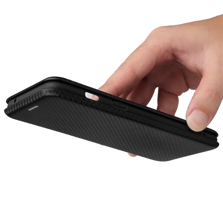Custodia in pelle magnetica assorbita automaticamente con tessuto in fibra di carbonio e slot per schede per OnePlus Nord 2 5G - Nero