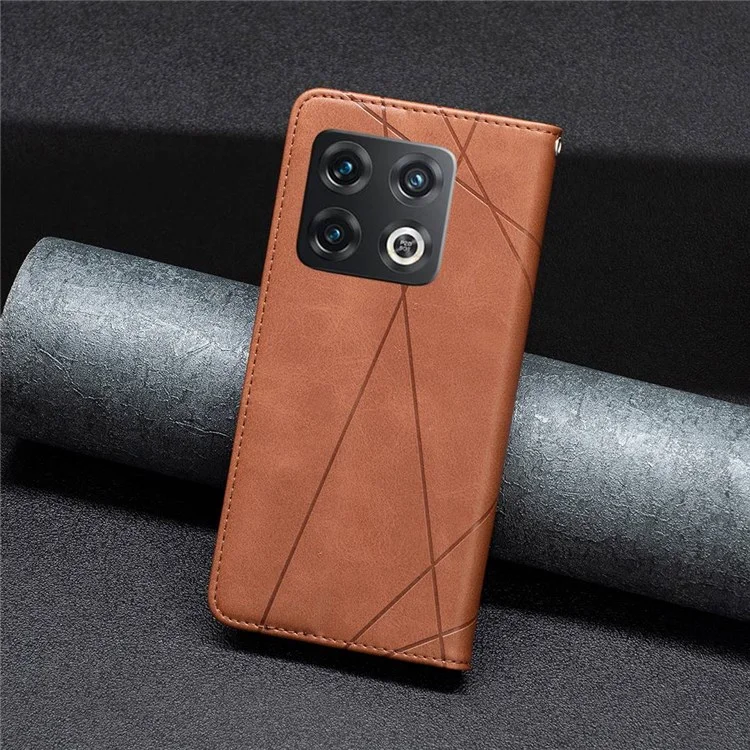 Серия BF Imprinting Pattern-1 для OnePlus 10 Pro Магнитный автомобильный абсорбирующий кошелек Чехол с рисунком Выемочные слоты для карт Держатель Кожаная подставка Ударопрочный откидной чехол - Коричневый