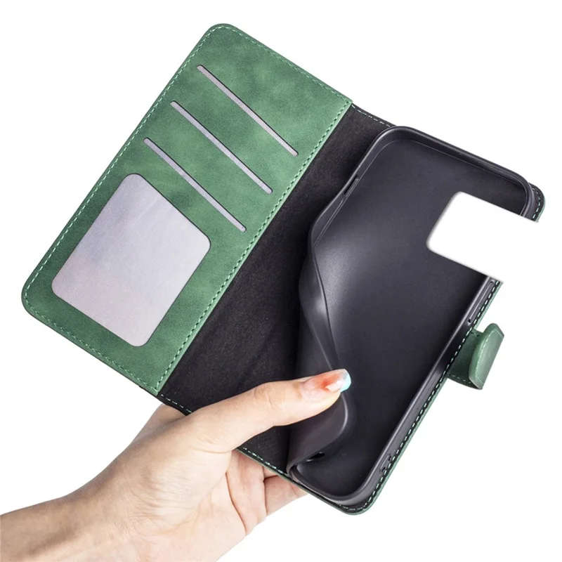 Voor OnePlus 10 Pro Anti-val Stootvaste Telefoonbeschermhoes Flip Leren Hoesje Kleur Samengevoegd Staand Portemonnee Smartphone Hoesje met Kaarthouder - Groen