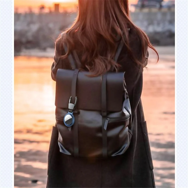 [TVC LIVE 531 Recommended] Magnetic Adsorption Aluminum Alloy Frame Protective Case with Keyring for Apple AirTags 2021 Location Trackers - Gold