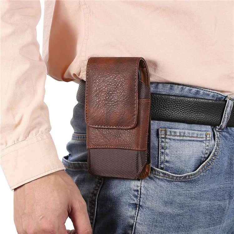 For Samsung Galaxy S22+ 5G / iPhone 11 Pro Max / Huawei Mate 40 / Honor 50 Universal 6.5-Inch Phone Waist Pouch Elastic Sides Card Carrying Bag - Brown