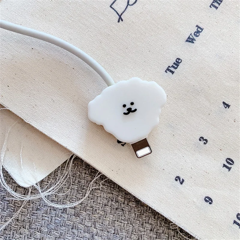 Cute Shaped Phone Charging Data Cable Protector Saver - Biały Piesek