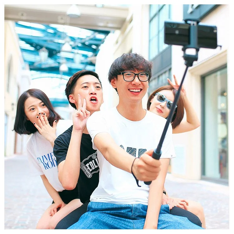 XIAOMI Wire Control Foldable Extendable Selfie Stick Handheld Monopod - Black