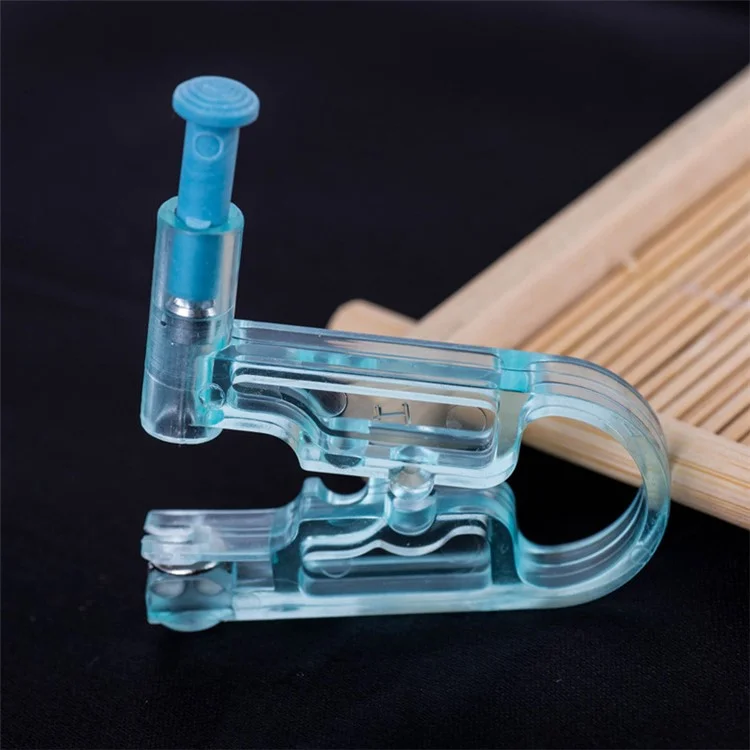 2Pcs/Set Disposable Safety Ear Piercing Gun Unit Tool with Ear Stud Asepsis Pierce Kit