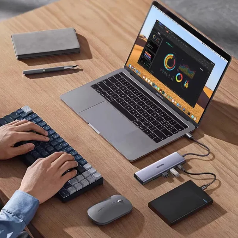 UGREEN 15600 Hub USB-C 9 en 1 avec Adaptateur Station d'Accueil : Ethernet, VGA, USB-A, SD/TF, Charge PD