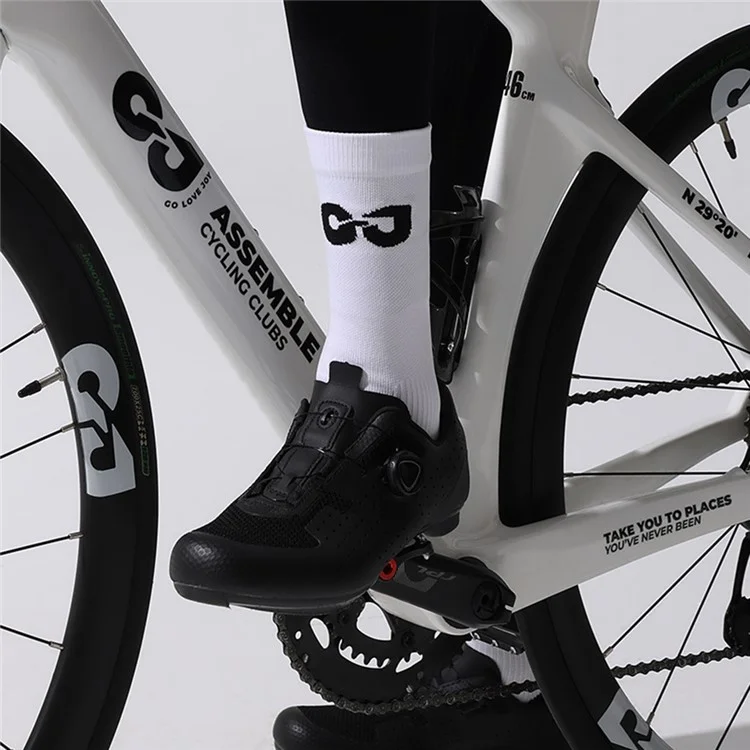 GOLOVEJOY DWZ12 Reflective Middle Tube Socks Outdoor Sports Compression Socks for Running Basketball - White  /  Size 35-39